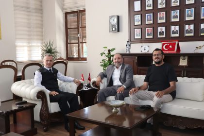 Kent Radyo Yönetimi, Mersin İl Jandarma Komutanı Tuğgeneral Ercan Atasoy’u Ziyaret Etti